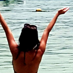 Angie Alvarado photo