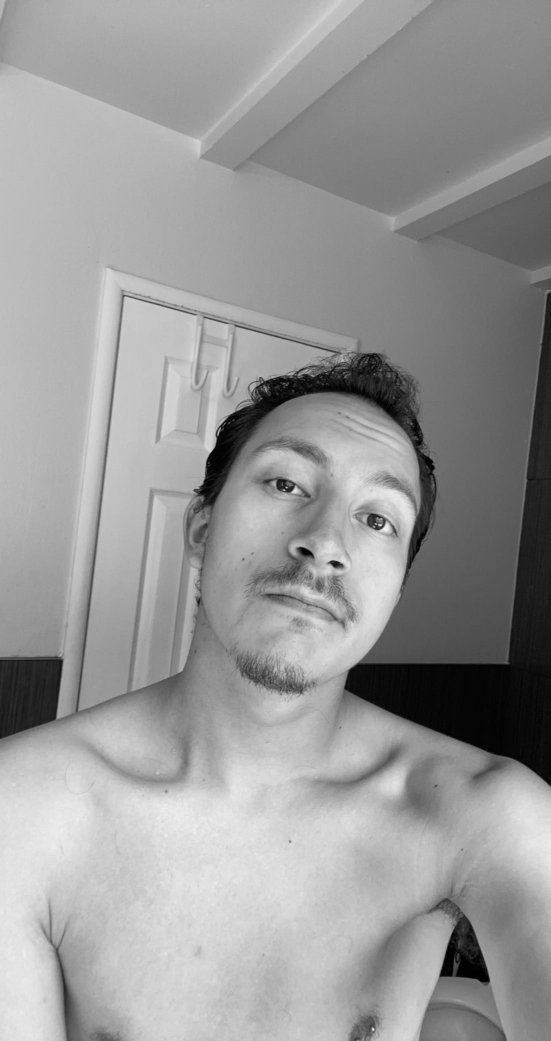 Amelia Wet-Angel: Unleash the Passionate Curves of an American Sensation