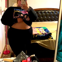 Fashionista Aries Model Showcasing Clothing