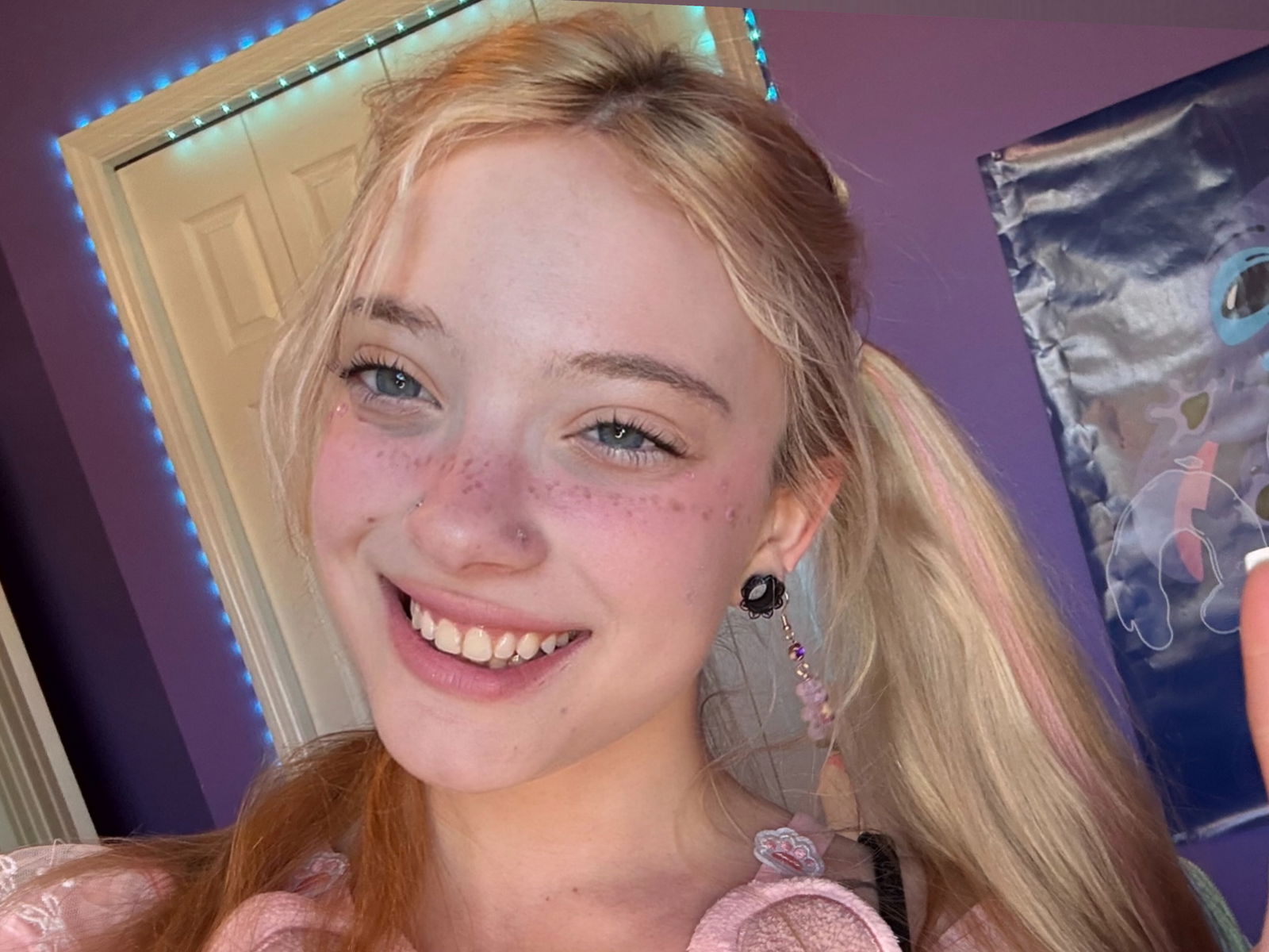 Your CutiePie Next Door 💖 photo