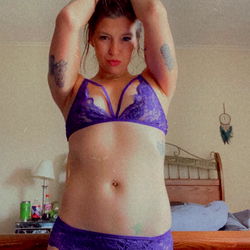 Anonymousbaddie90, Erotic Lingerie Model
