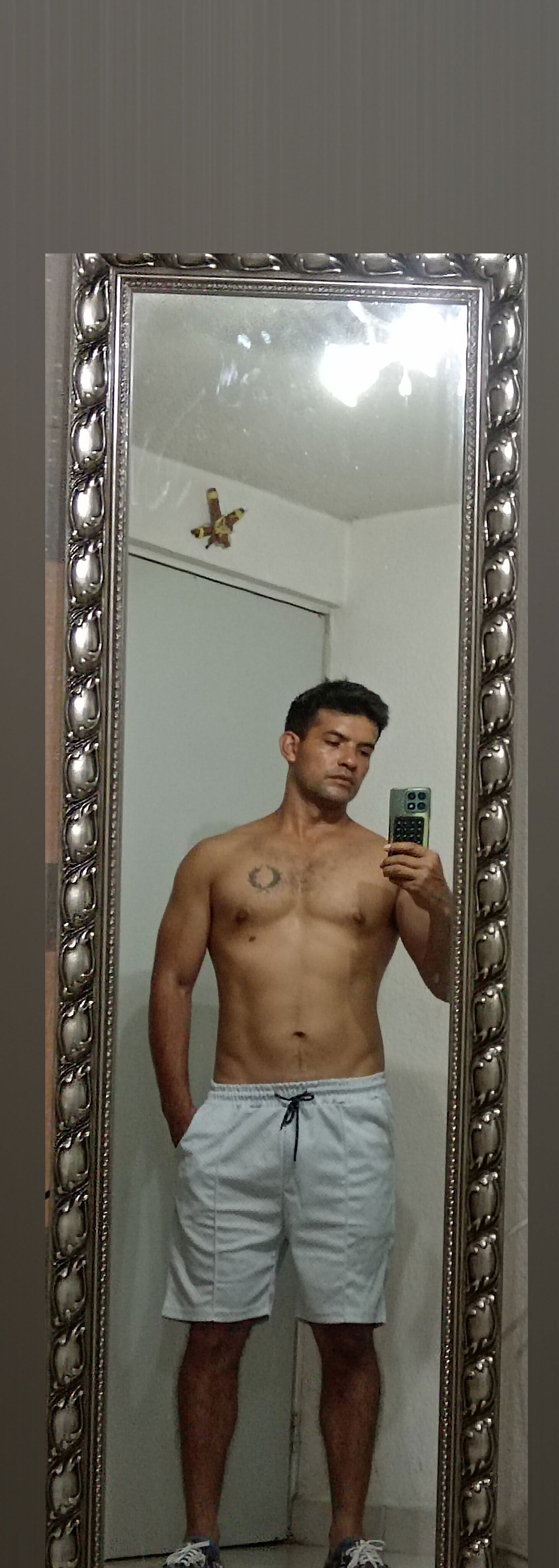 Angel Hernandez photo