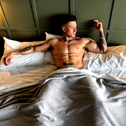 Onlyfans Gian: Relaxed Fitness Model