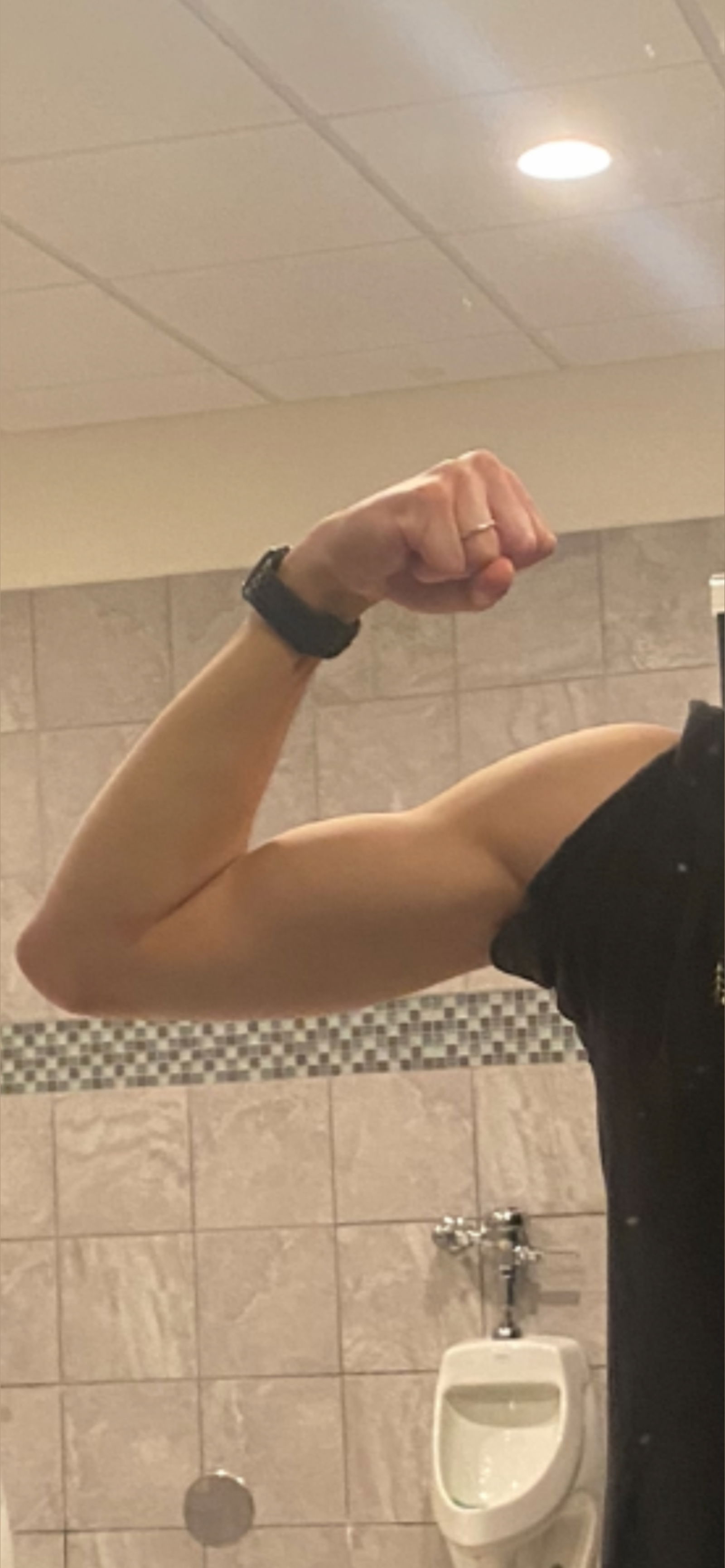 Adrian Aloneto photo