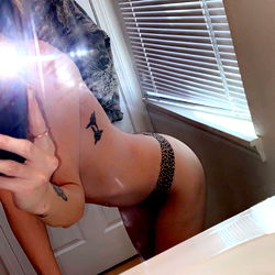 Model Photograph of Rreneefoxxx from OnlyFans