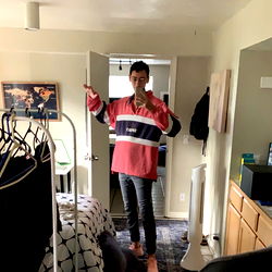 Kugsnuts in Colorful Sweater