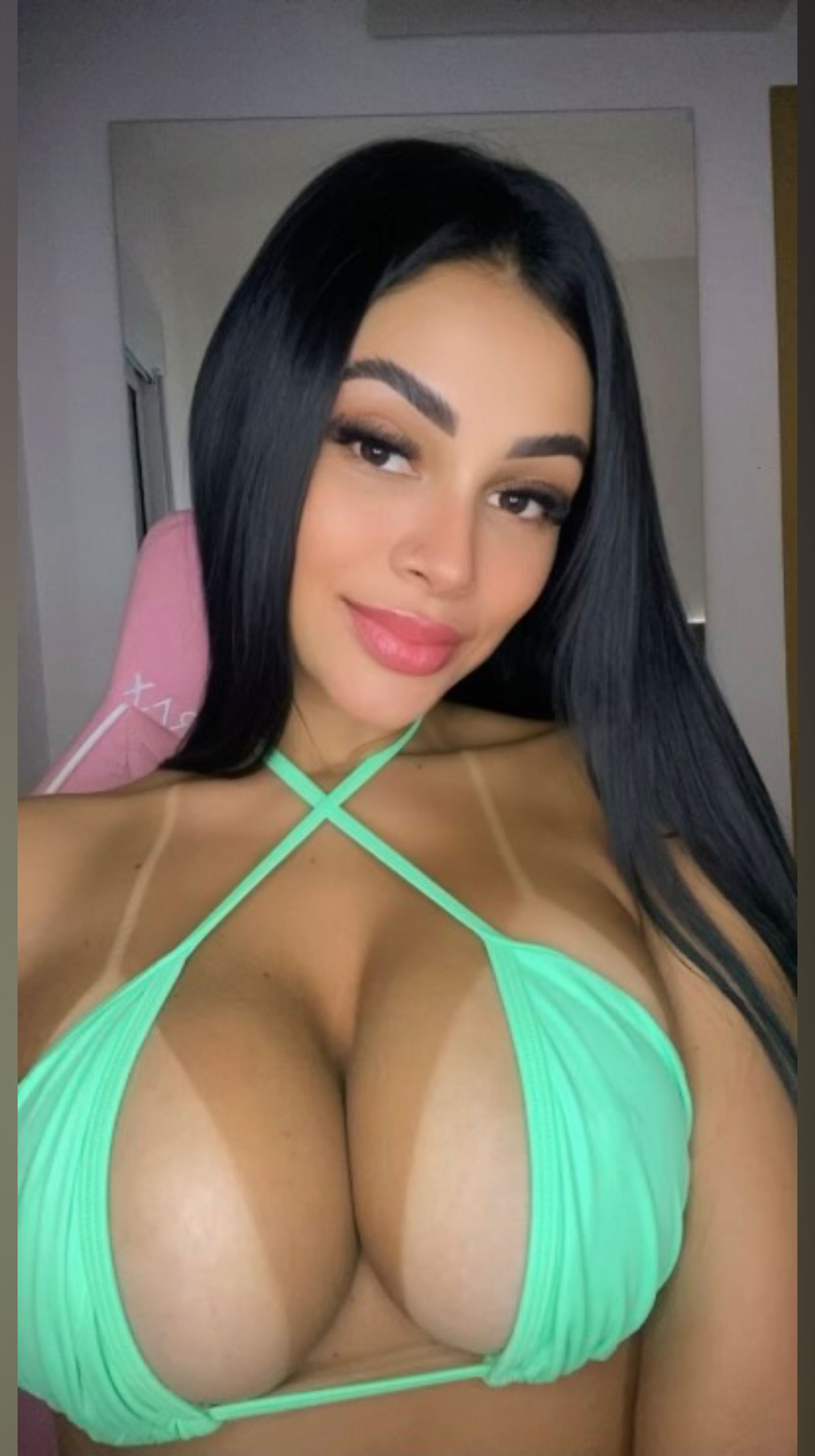 Steffany Amputee 🦾 photo