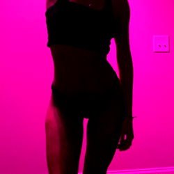 Sweet Tangerine of Miami, Adult Model with a Purple Aura