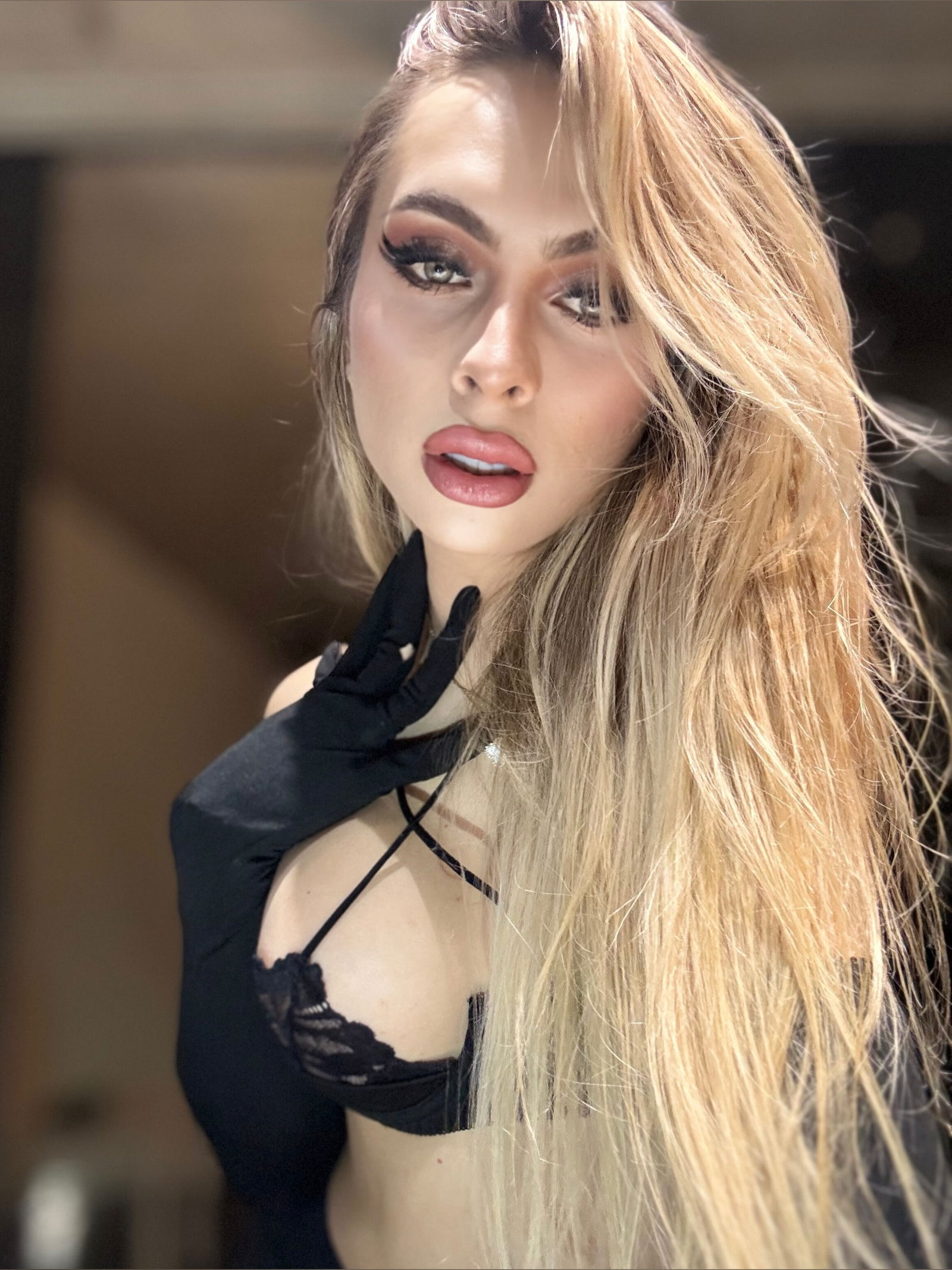 Michelle San Leon photo