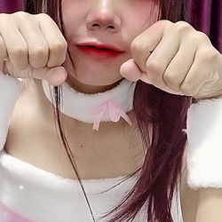 Onlyfans Model Rosie MIKA