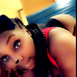 Lingerie Model Mzdarkness Poses for a Playful Photoshoot