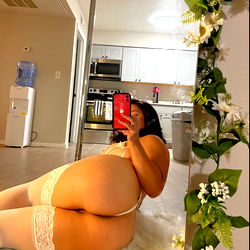 Lexy Ho: Stunning Adult Model