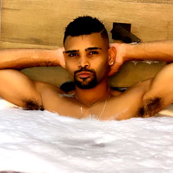 Matheus Bernardes photo