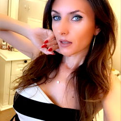 LadyToDesire on OnlyFans