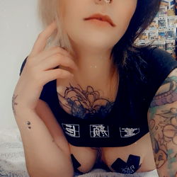 Intimate Portrait of Mumi Mezz on OnlyFans