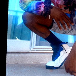 Freak_Gang: Hip-Hop Style with Vivid Tie-Dye and Sneakers