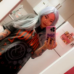 Onlyfans model Princesca capturing her style in a mirror selfie