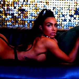 Anny Marry Hypnotic photo