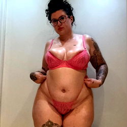 British OnlyFans Model in Pink Lingerie