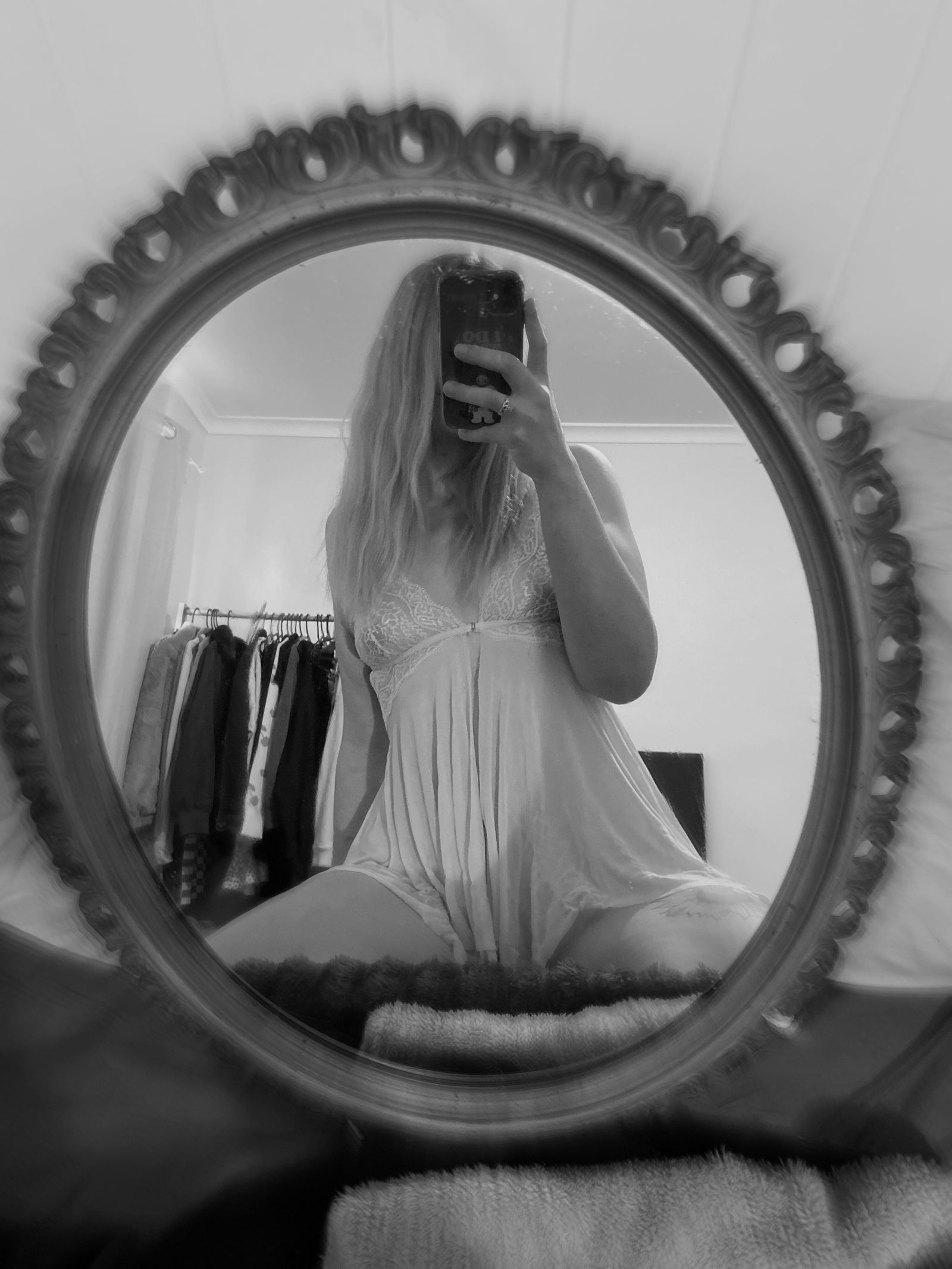 Manic Scorpio 🦂🩷 photo