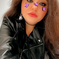 LittleBigGirl27 photo