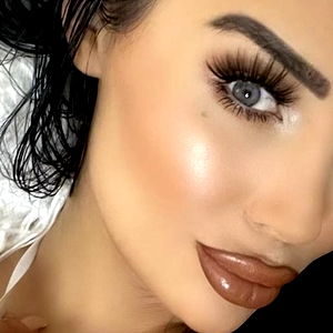 Miss Lisa FREE photo