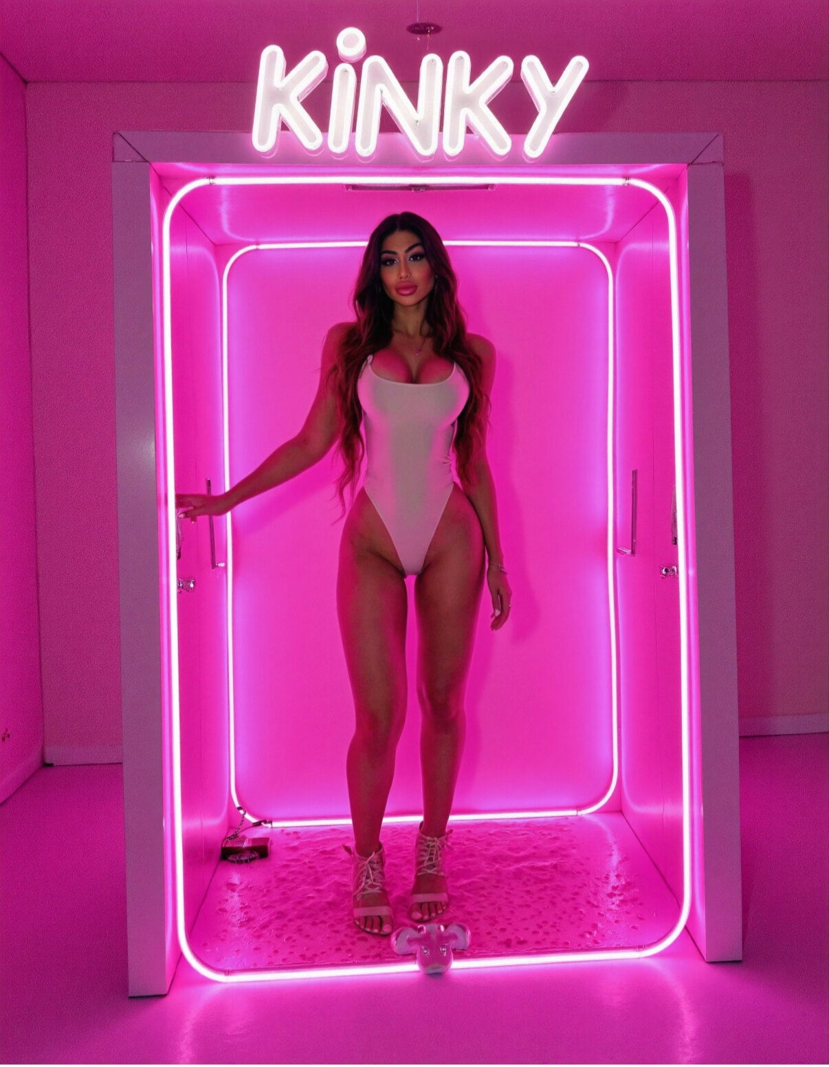 SELENA SORRENTO photo